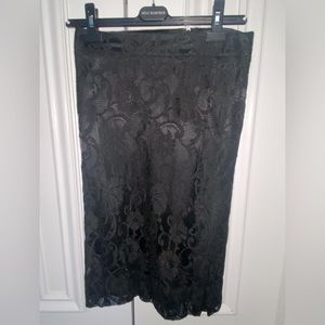 Holt Renfrew Lace Pencil Skirt